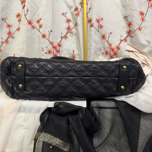 Mark Jacob’ Black Quilted Handbag with Gold hardware and Accents - Picture 6 of 10